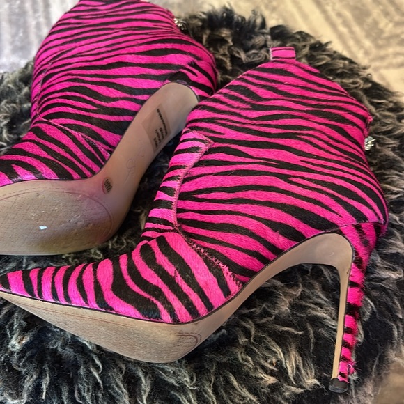 Jessica Simpson Womens Pixellez2 Cow Hair Zebra Print Ankle Boots 9 M pink Blk - Picture 9 of 11